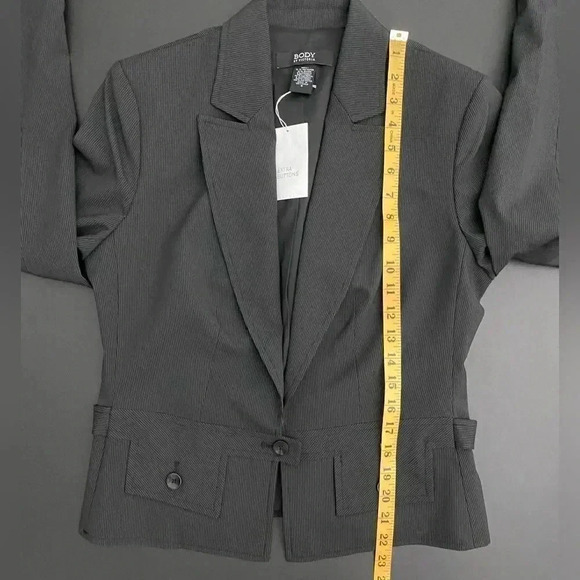 Victoria’s Secret Body by Victoria 90s Tailored Pinstripe Cropped Blazer Office - Picture 8 of 9
